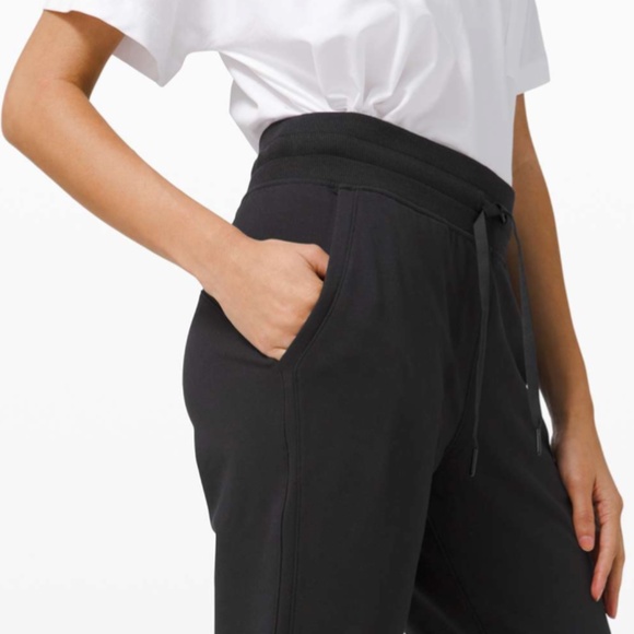 Lululemon Warm Down High Rise Jogger Modal - Black - Size 6 - Picture 2 of 13